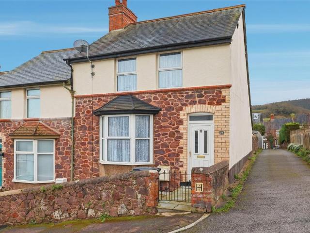 3 bedroom end of terrace house for sale