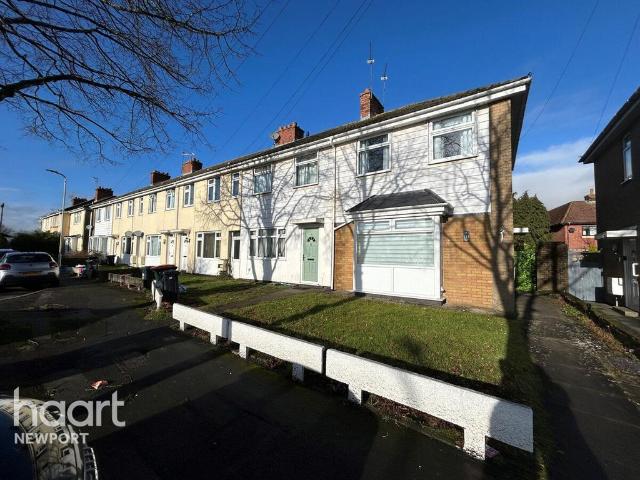 3 bedroom end of terrace house for sale