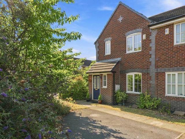 3 bedroom end of terrace house for sale