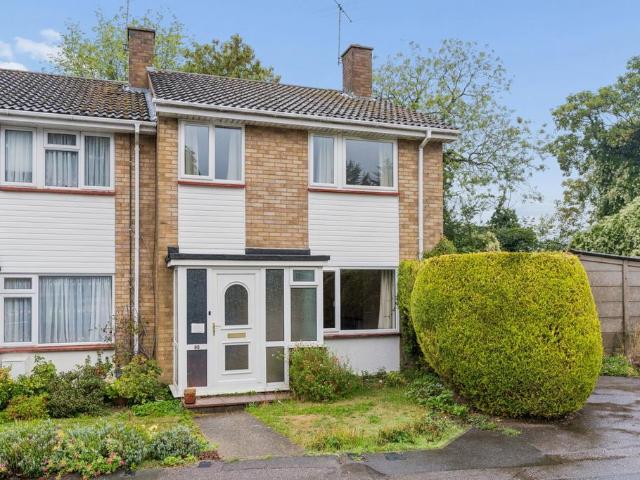 3 bedroom end of terrace house for sale