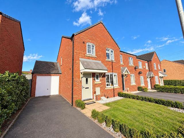 3 bedroom end of terrace house for sale