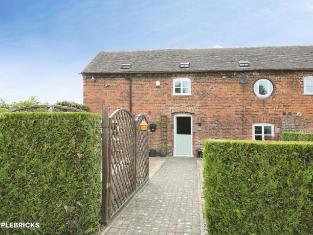3 bedroom end of terrace house for sale