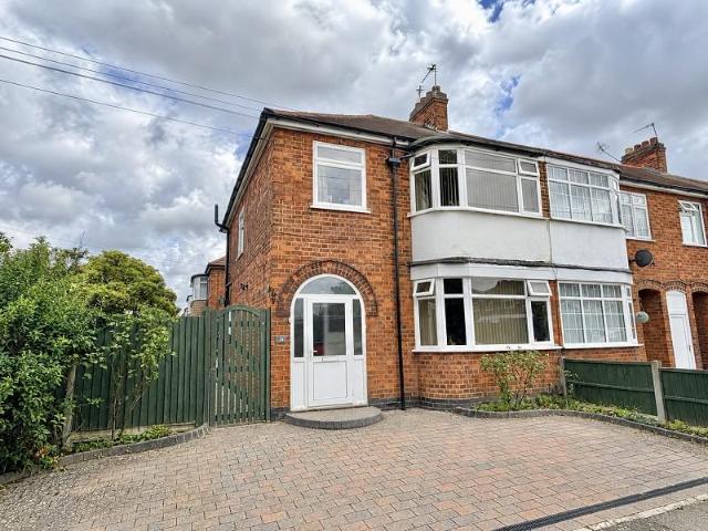 3 bedroom end of terrace house for sale