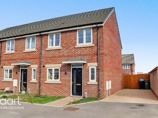 3 bedroom end of terrace house for sale