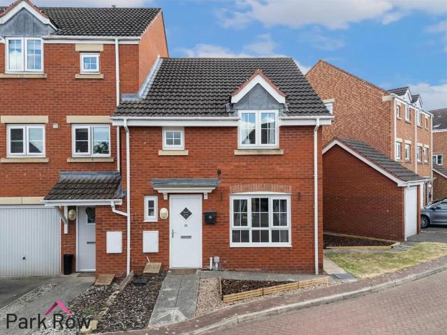 3 bedroom end of terrace house for sale