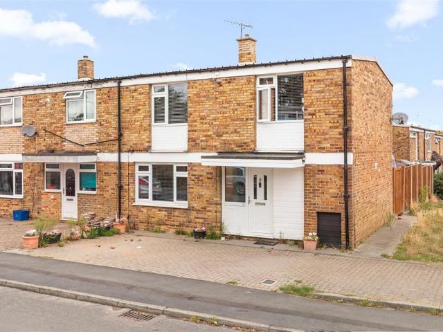 3 bedroom end of terrace house for sale