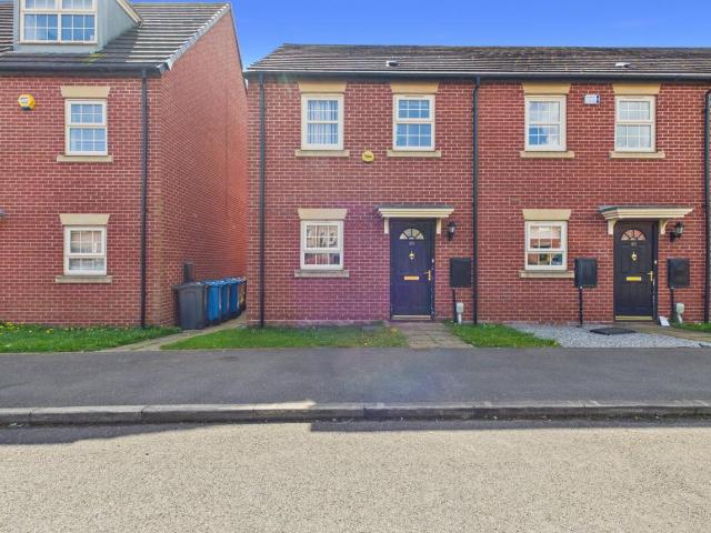 3 bedroom end of terrace house for sale