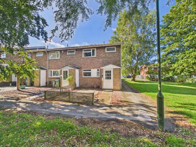 3 bedroom end of terrace house for sale