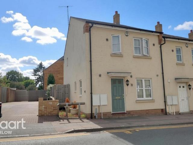 3 bedroom end of terrace house for sale