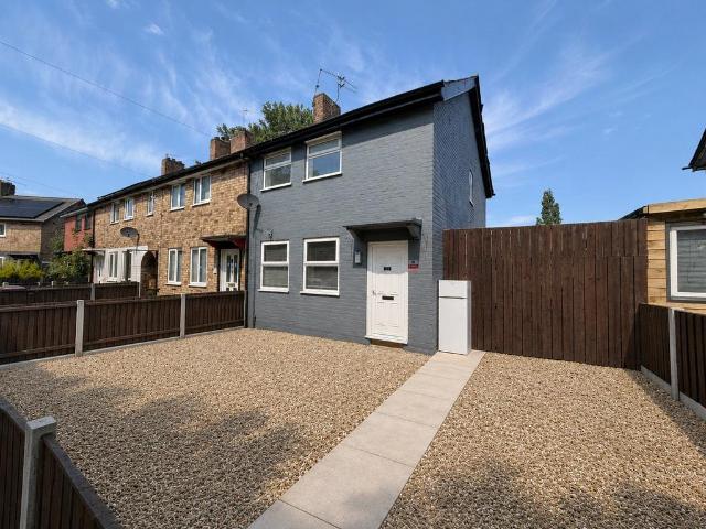 3 bedroom end of terrace house for sale