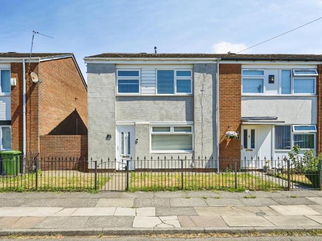 3 bedroom end of terrace house for sale