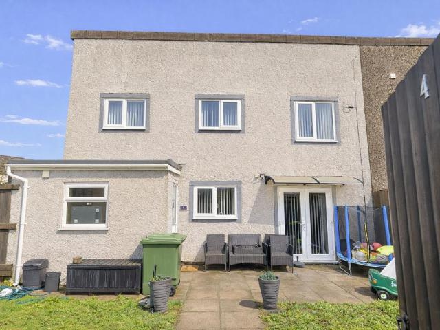 3 bedroom end of terrace house for sale