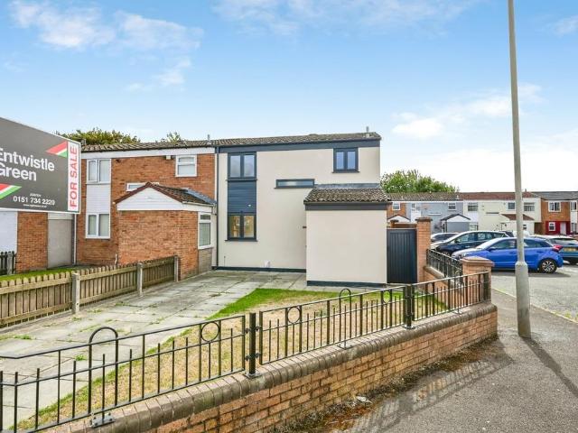 3 bedroom end of terrace house for sale