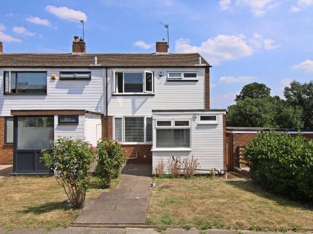 3 bedroom end of terrace house for sale