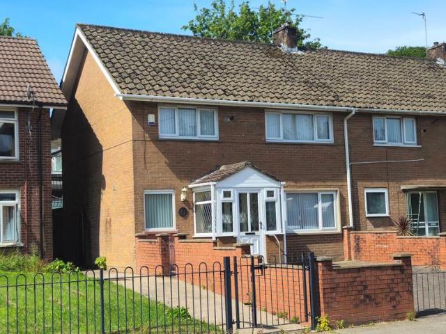 3 bedroom end of terrace house for sale