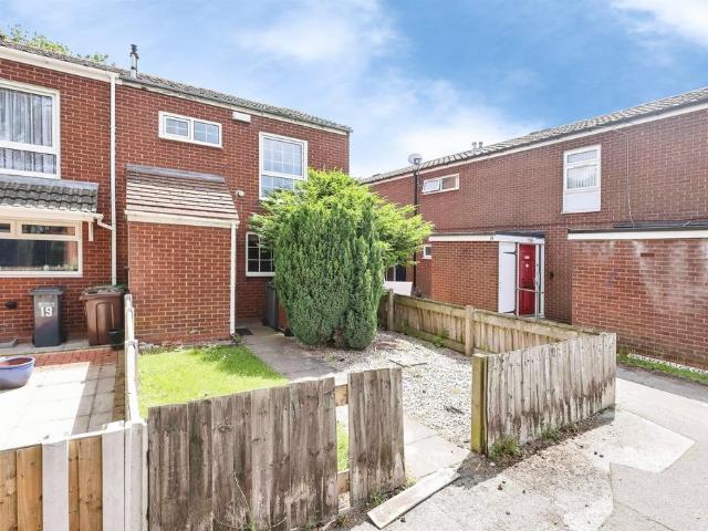 3 bedroom end of terrace house for sale