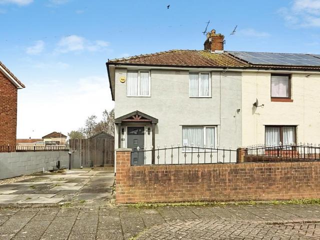3 bedroom end of terrace house for sale