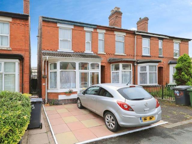 3 bedroom end of terrace house for sale