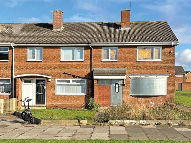 3 bedroom end of terrace house for sale