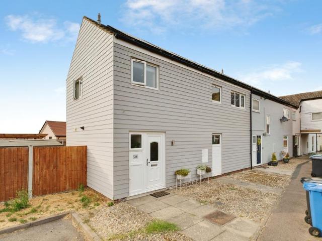 3 bedroom end of terrace house for sale