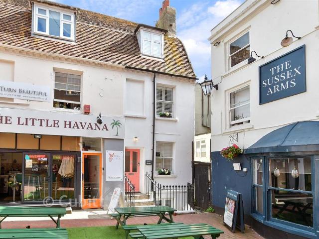 3 bedroom end of terrace house for sale