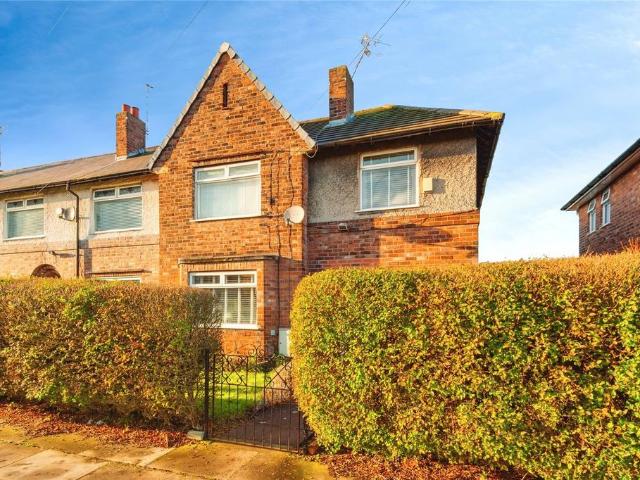 3 bedroom end of terrace house for sale