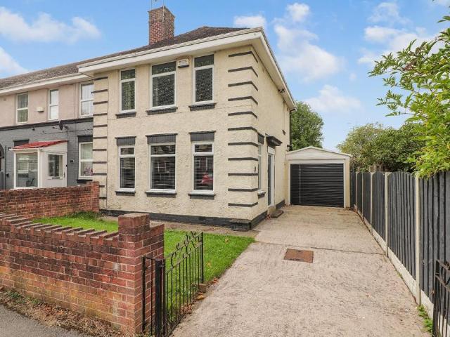 3 bedroom end of terrace house for sale
