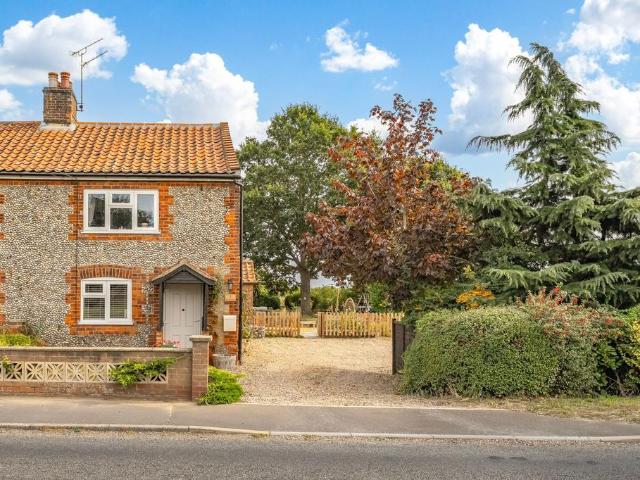 3 bedroom end of terrace house for sale