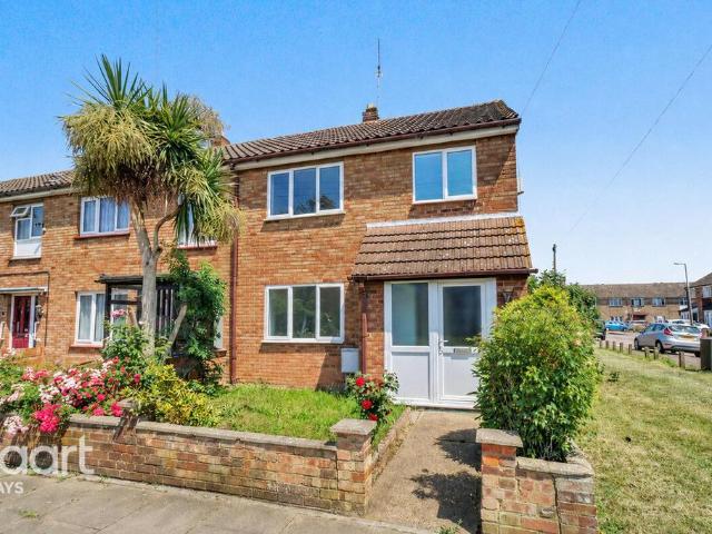 3 bedroom end of terrace house for sale