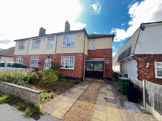 3 bedroom end of terrace house for sale