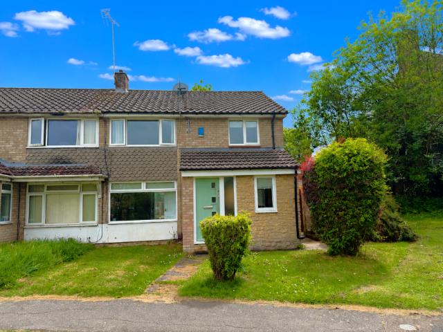 3 bedroom end of terrace house for sale