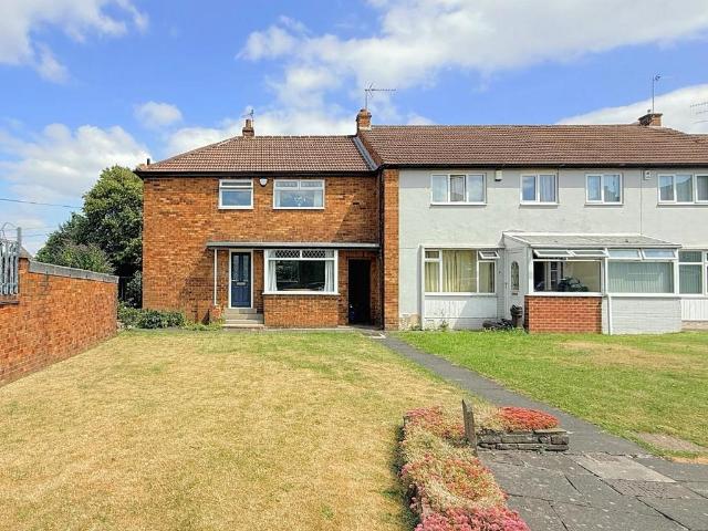 3 bedroom end of terrace house for sale