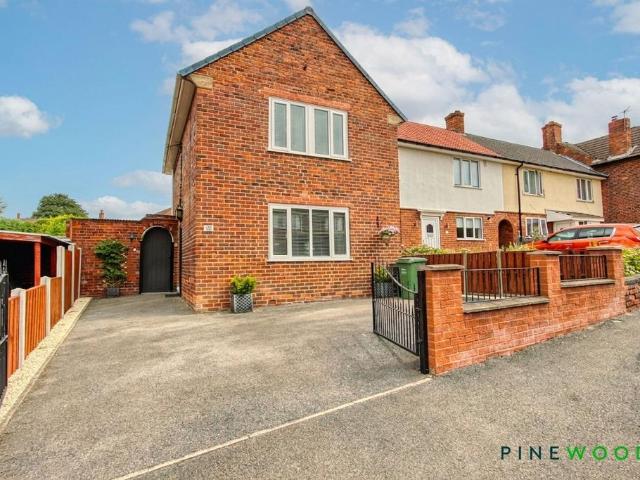 3 bedroom end of terrace house for sale