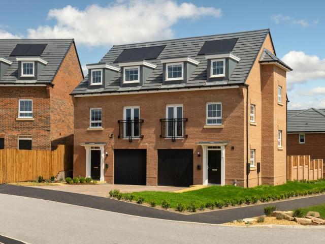 3 bedroom end of terrace house for sale