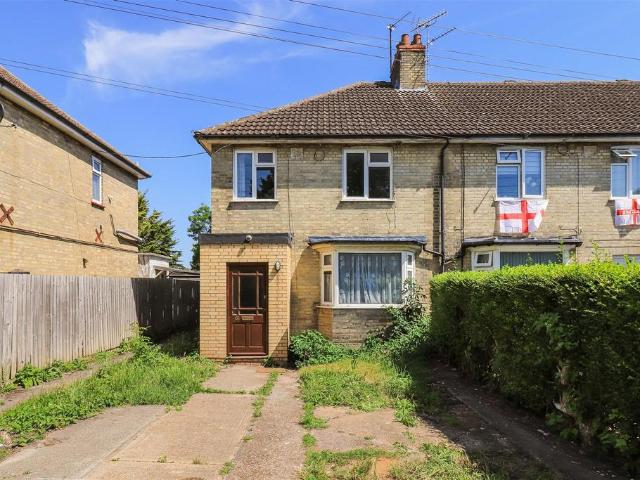 3 bedroom end of terrace house for sale