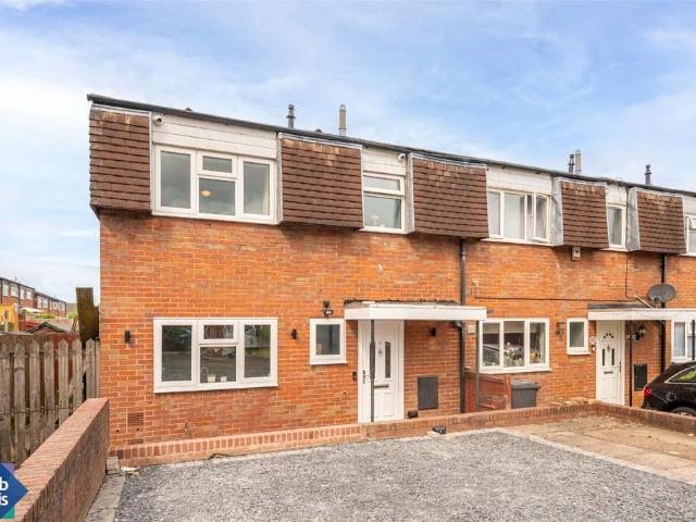 3 bedroom end of terrace house for sale