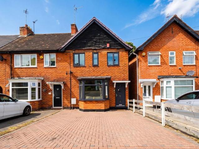 3 bedroom end of terrace house for sale
