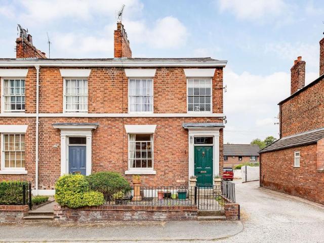 3 bedroom end of terrace house for sale
