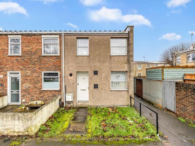 3 bedroom end of terrace house for sale