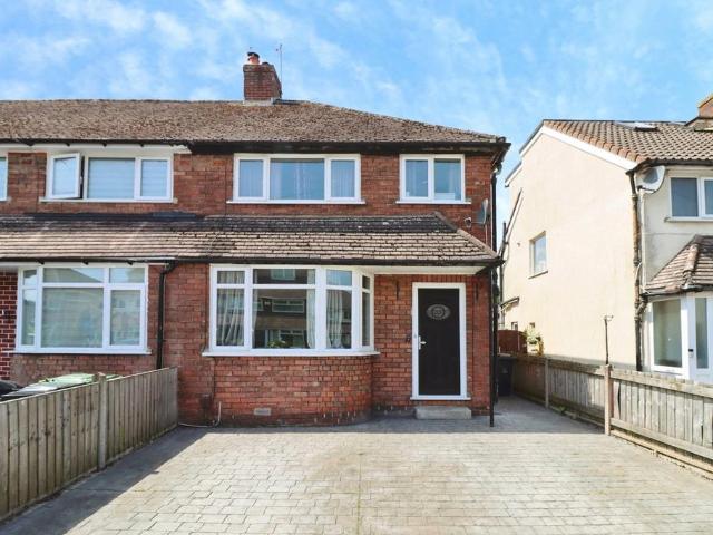 3 bedroom end of terrace house for sale
