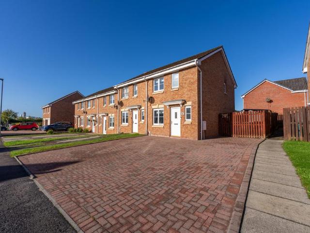 3 bedroom end of terrace house for sale