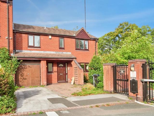 3 bedroom end of terrace house for sale