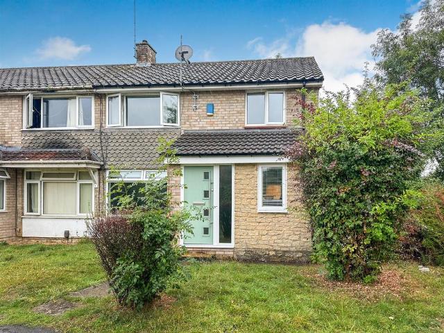 3 bedroom end of terrace house for sale