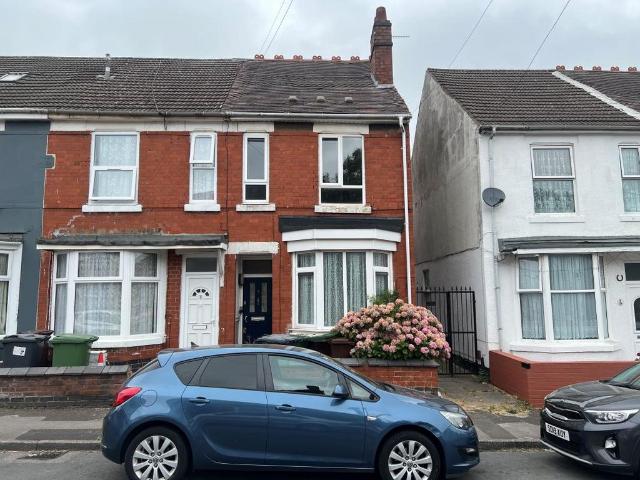 3 bedroom end of terrace house for sale