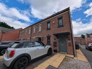 3 bedroom end of terrace house for sale