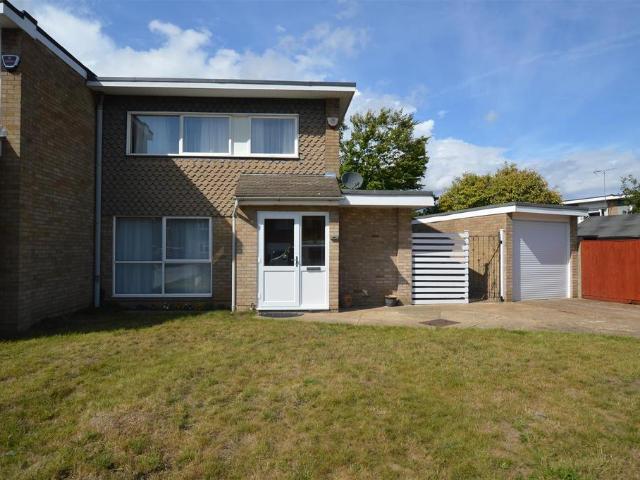 3 bedroom end of terrace house for sale