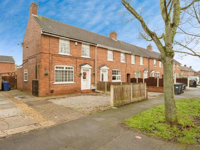 3 bedroom end of terrace house for sale