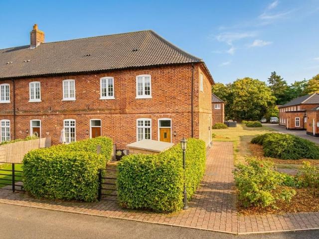 3 bedroom end of terrace house for sale