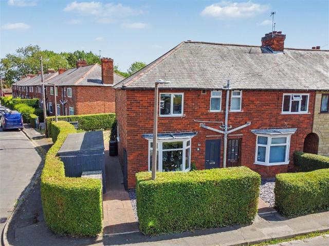 3 bedroom end of terrace house for sale