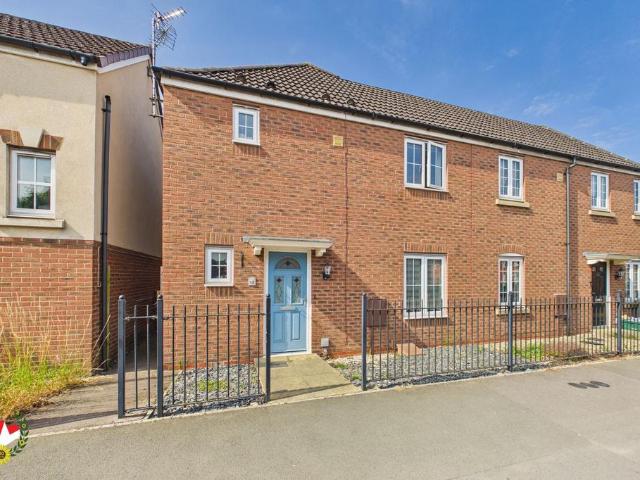 3 bedroom end of terrace house for sale